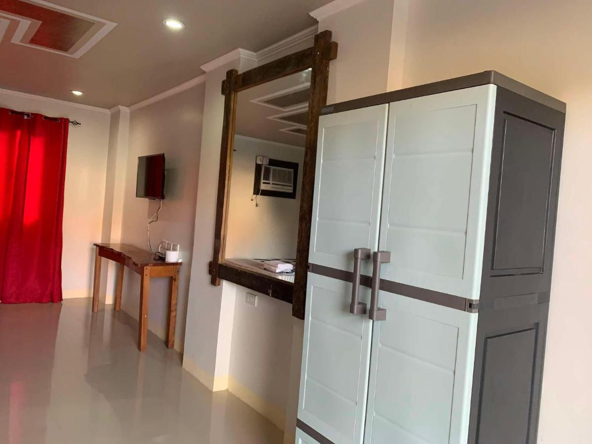 Casa Victoria Resort and Restaurant - Housity