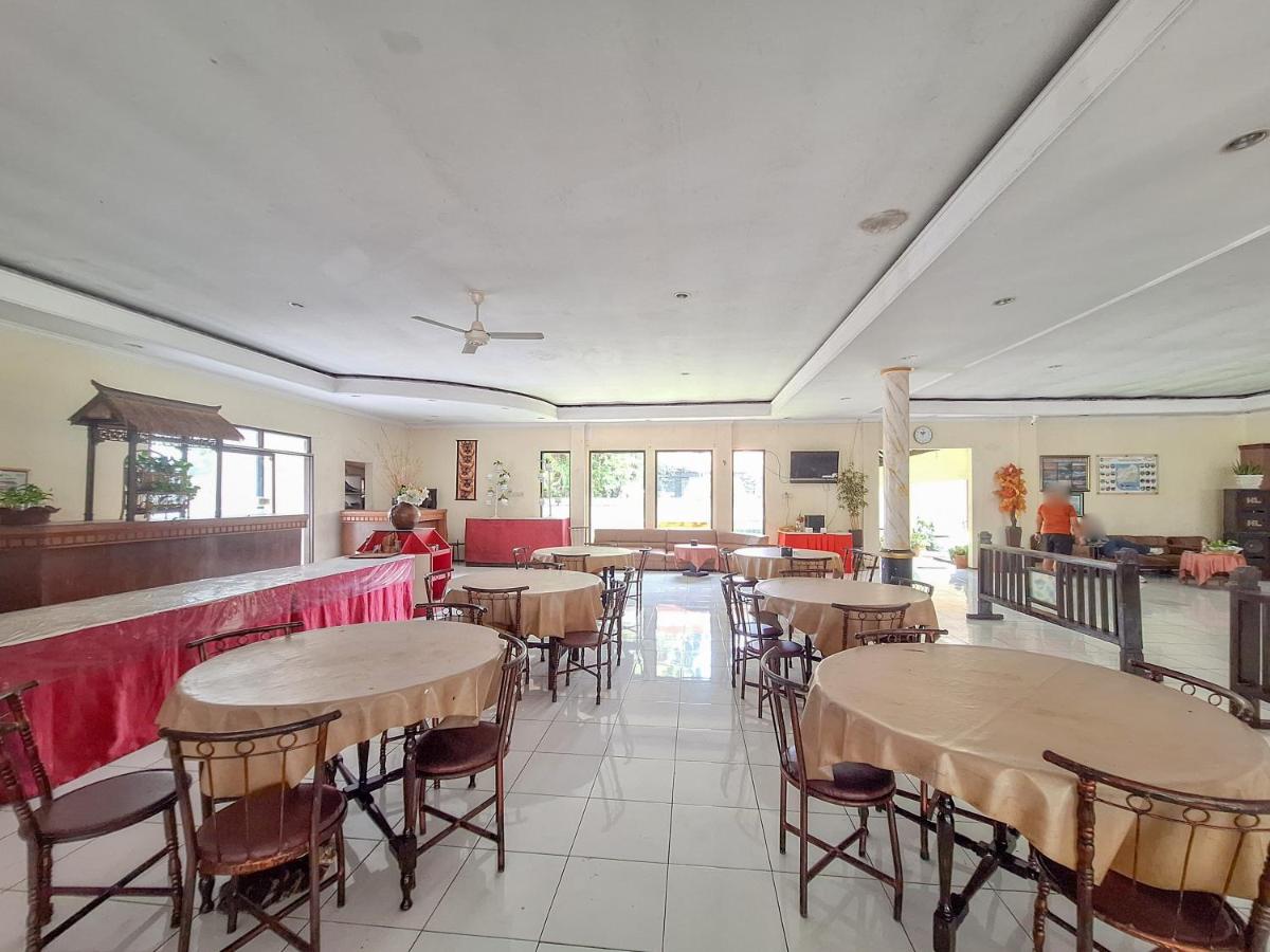 RedDoorz near Stadion Semeru Lumajang Jawa Timur - Housity