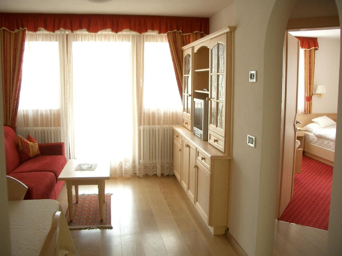Residence Milandora - Housity