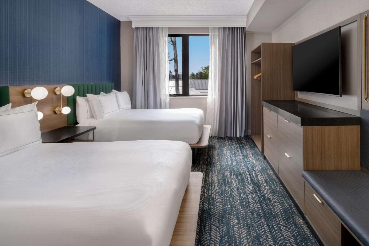 DoubleTree Suites by Hilton Mount Laurel - Housity