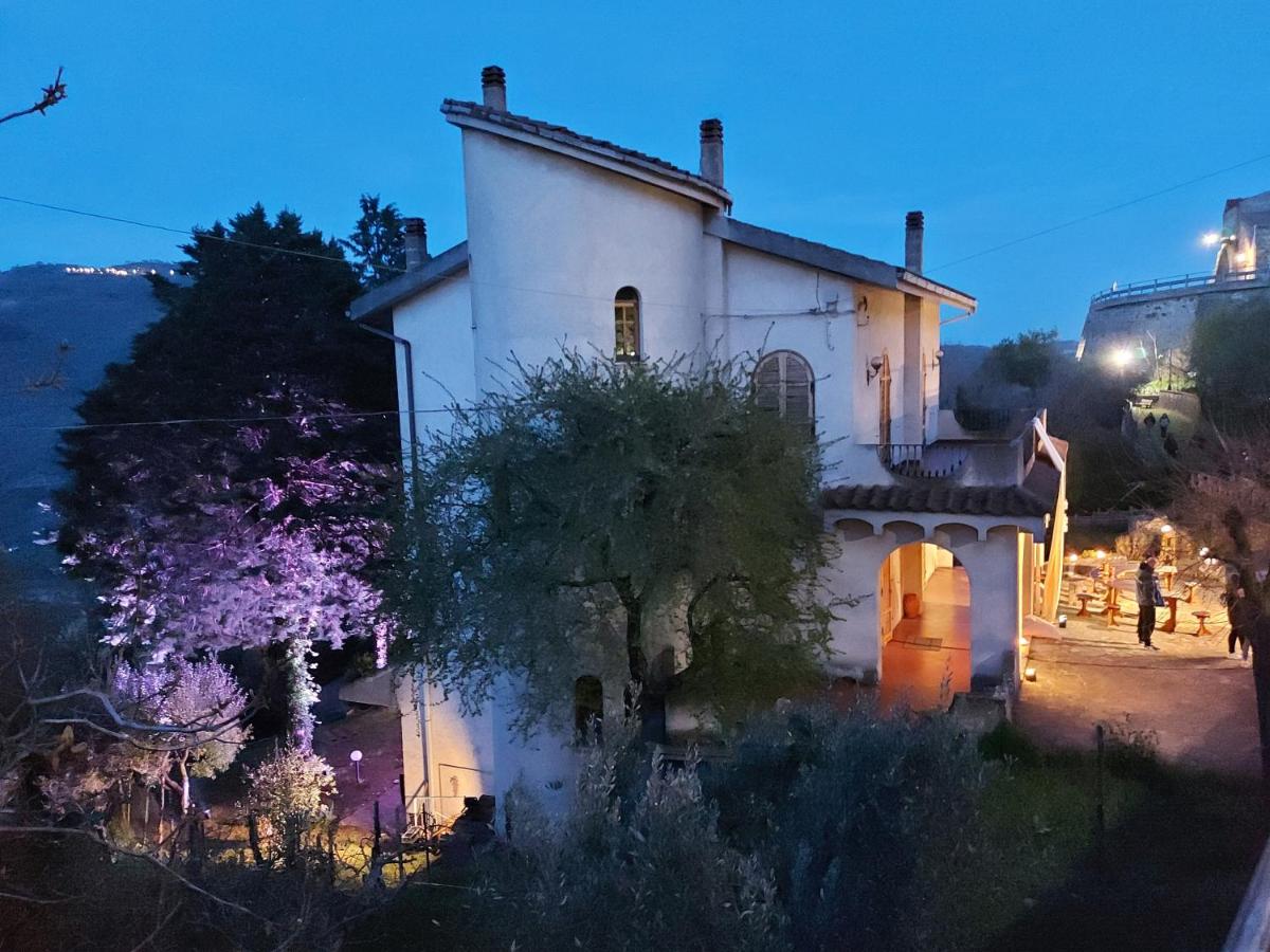Villa Le Arcate - Housity