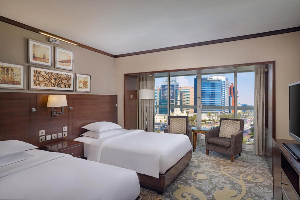 Sheraton Dubai Creek Hotel & Towers - Housity