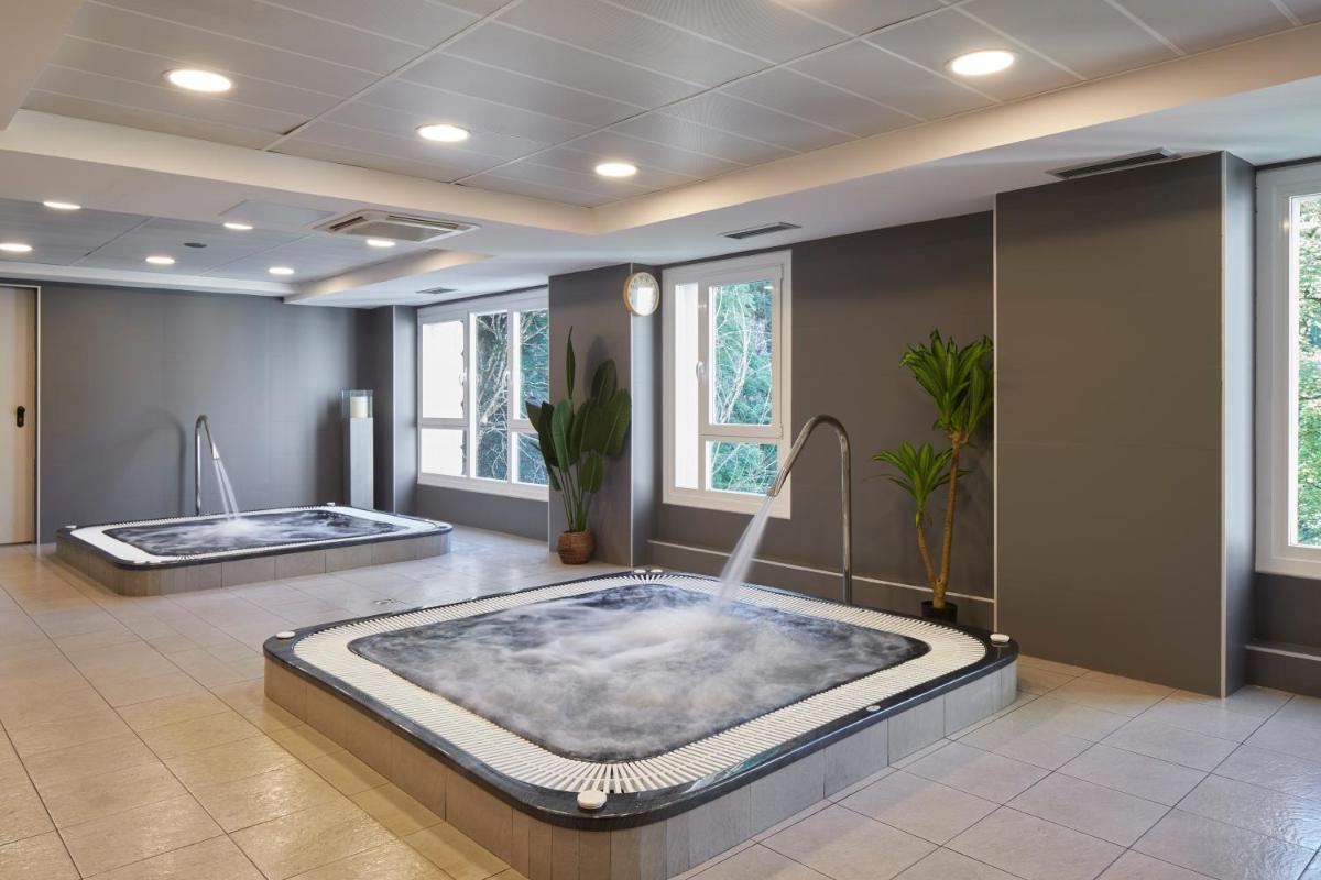 Iraipe Santuario de Arantzazu Hotel - Housity