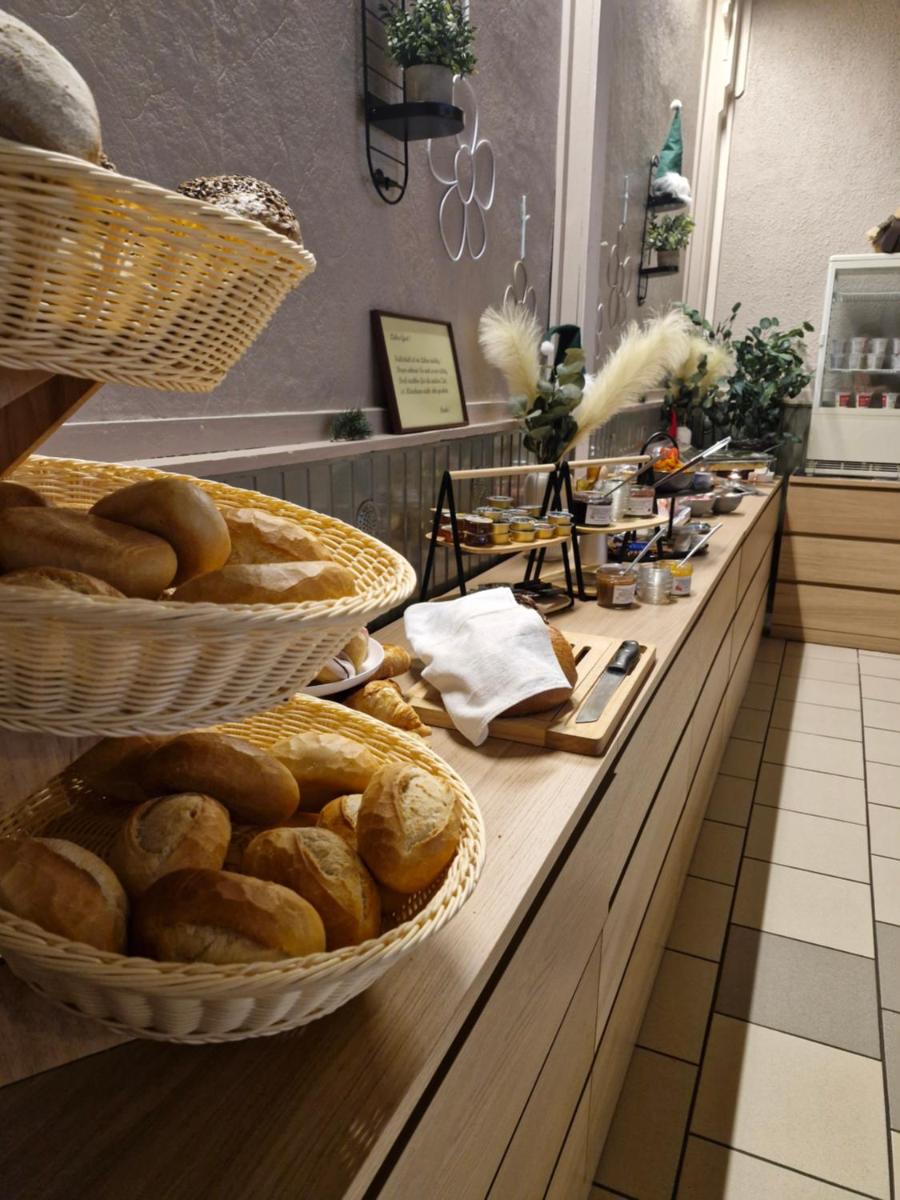 Landhotel Gales - Housity