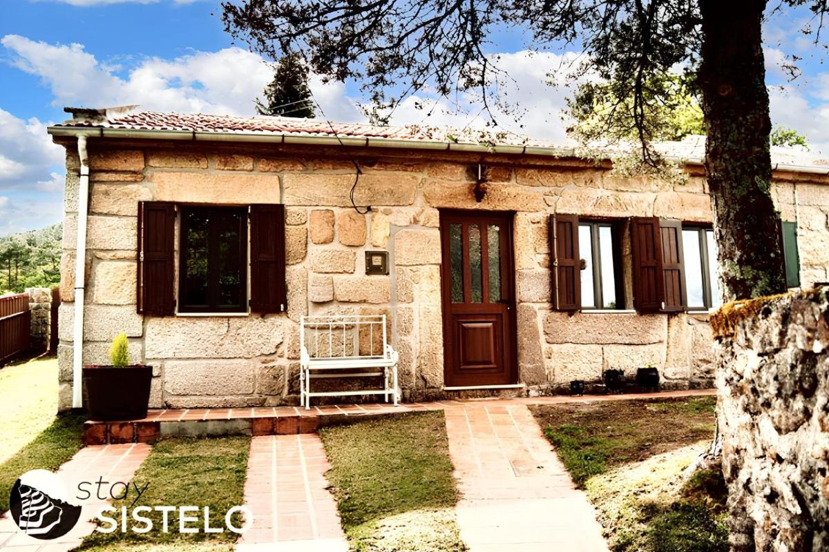 Charming House in Sistelo + View - Housity