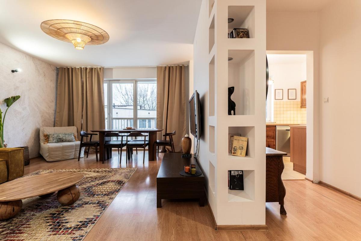 Warsaw Concierge Saxon Apartment - Housity