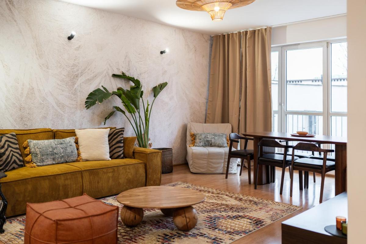 Warsaw Concierge Saxon Apartment - Housity
