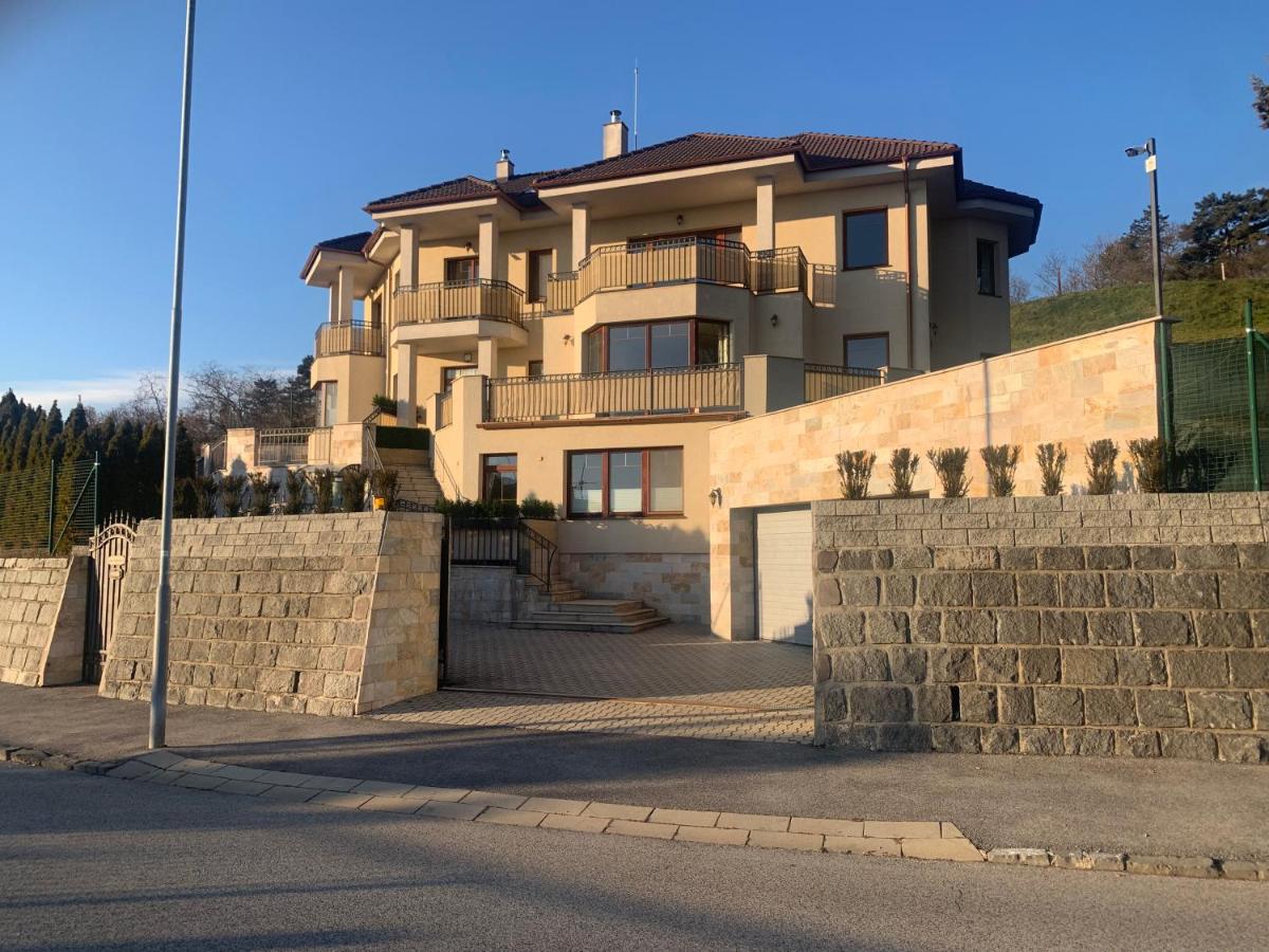 ClearVueHome Apartments Bratislava Slavin - Housity