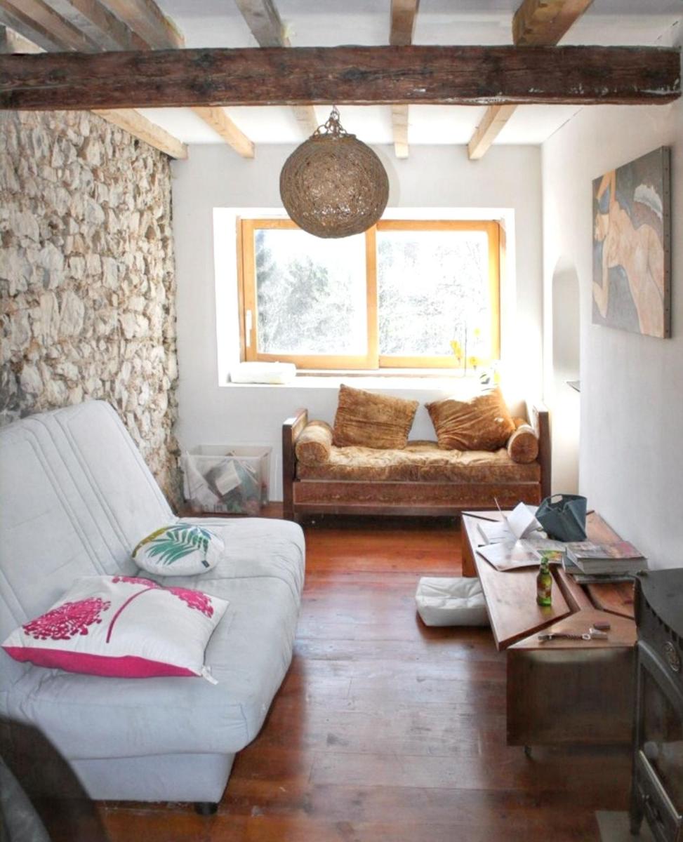 Maison de campagne avec vue sur la montagne à Puivert. - Housity