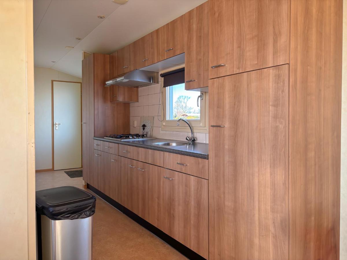 VISSERSLUST Rooms, Apartments and Houseboats - Housity