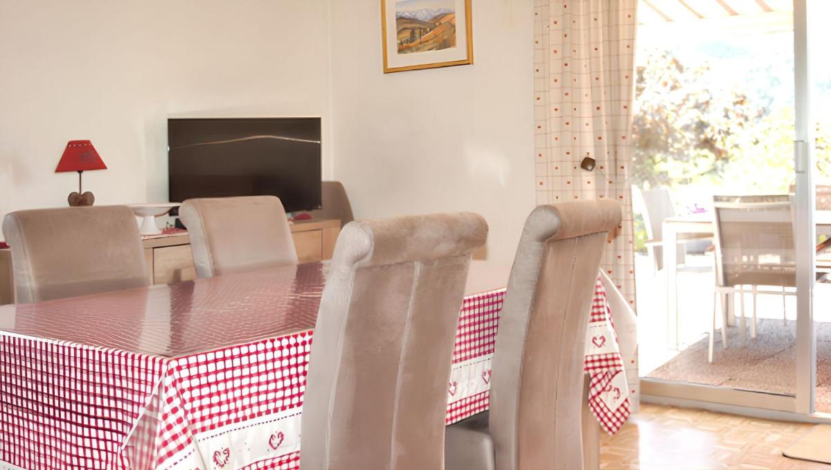 Appartement confortable à Oderen 68 m² avec piscine partagée - Housity