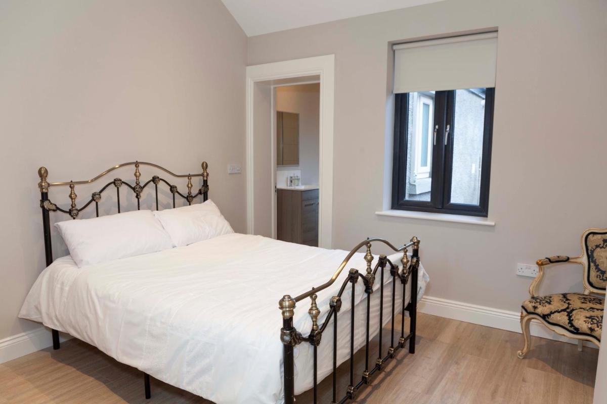 Lavender Cottage - 2 Bedroom Home - Housity