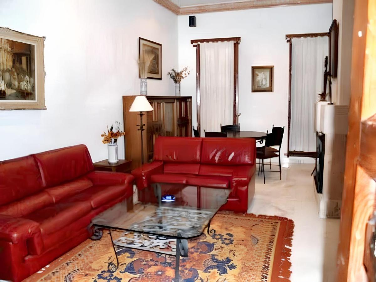 Charming House in Ayora + Terrace - Housity