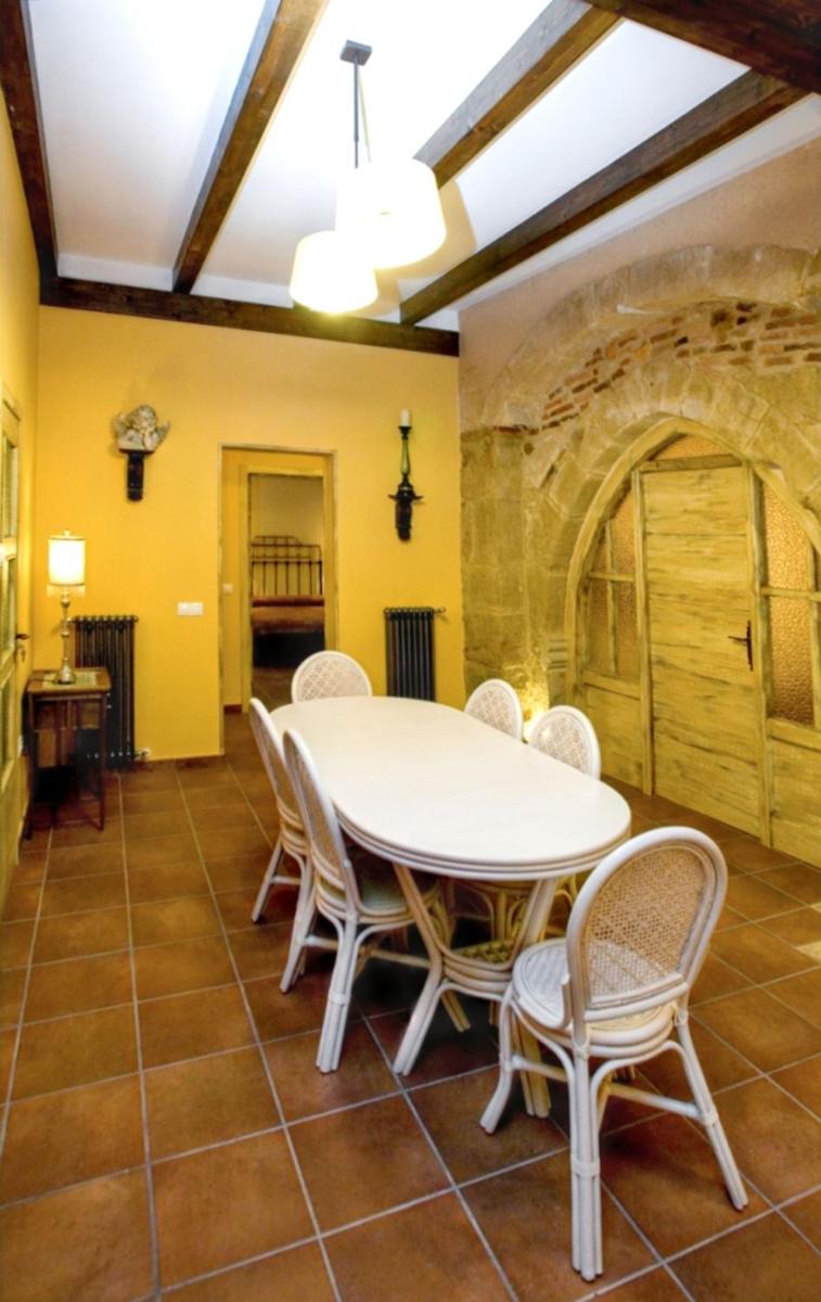 Comfortable House in Villalpando - Housity