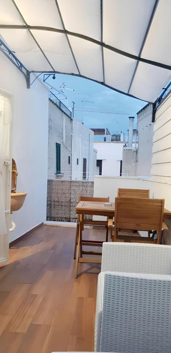 Charming apartment in Polignano a Mare with terrace - Housity