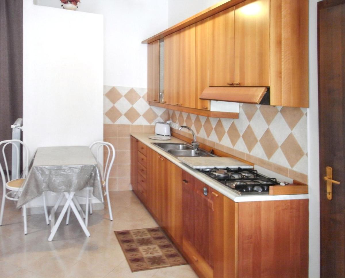 Charming Studio with Sea View in Sorrento - 35 sqm + Terrace - Housity