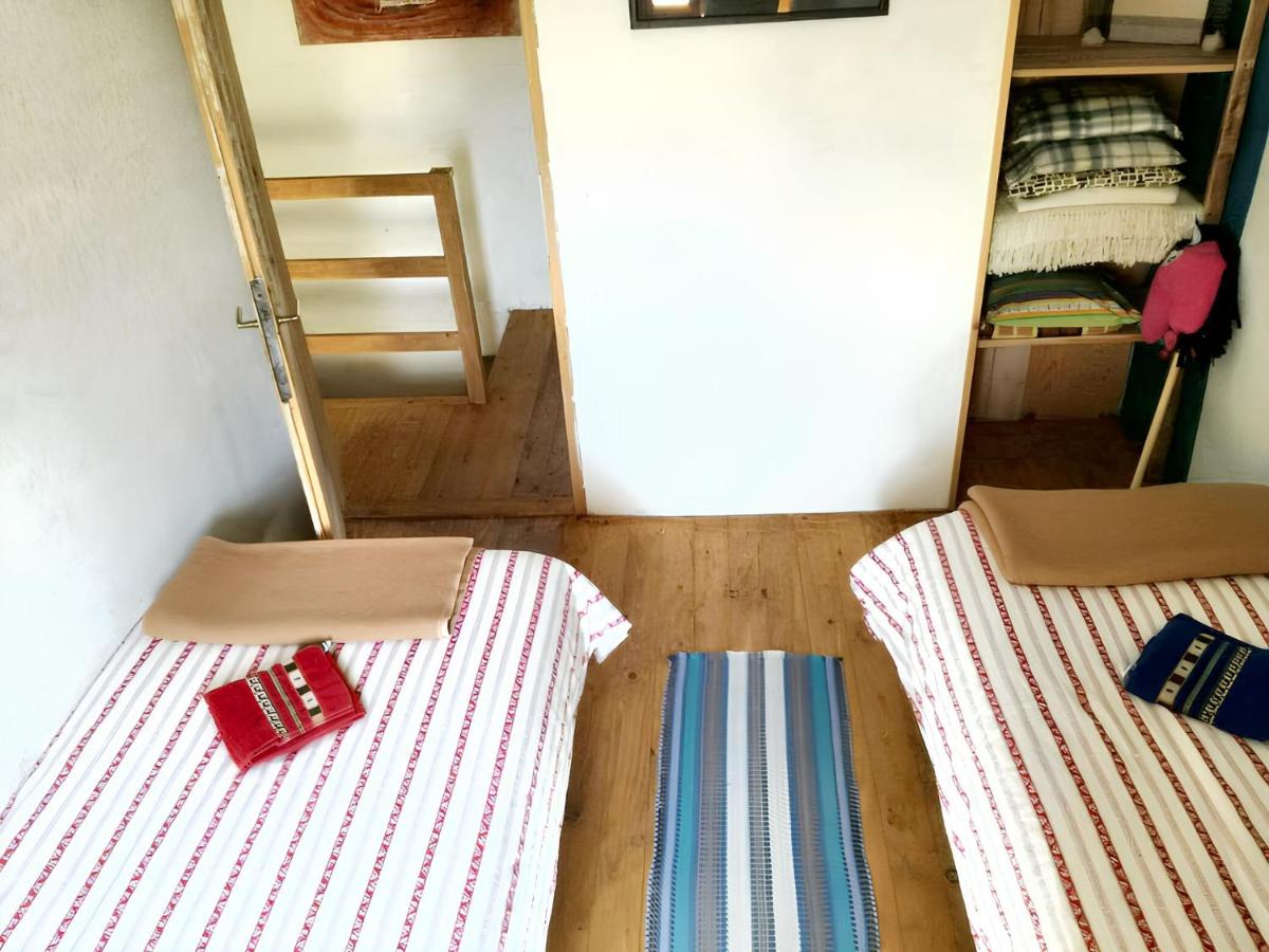 Charming House in Filozici + Garden - Housity