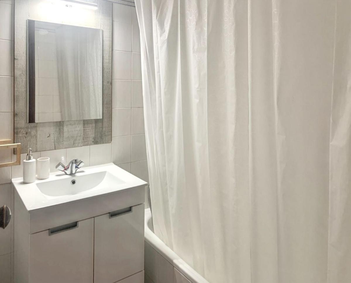 Charming Apartment in Carvoeiro with Sea View - 40 sqm - Hizvo