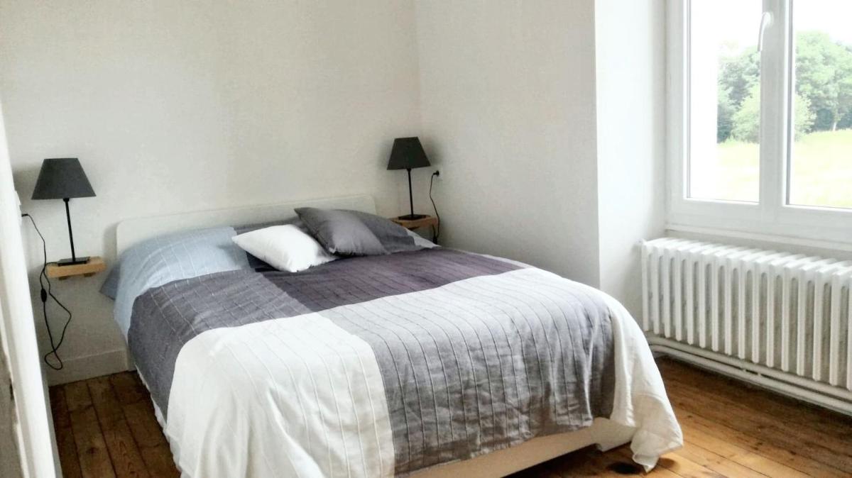 Maison cosy à Pontorson avec jardin clos et terrasse - Housity