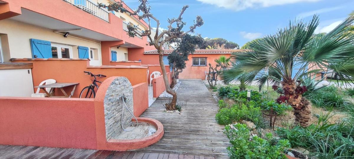 Studio charmant a Hyeres 20 m² Terrasse accueillante - Housity