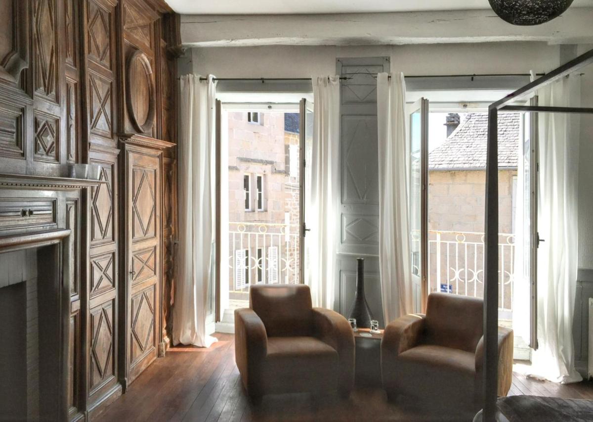 Maison charmante en Corrèze avec jardin et cheminée - Housity