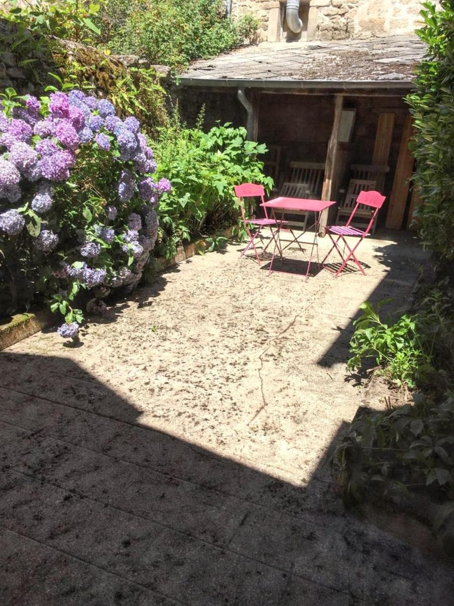 Maison charmante en Corrèze avec jardin et cheminée - Hizvo