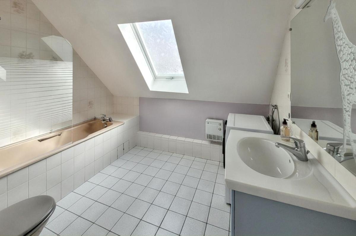 Appartement confortable à Bitche, 64 m², parfait pour familles - Housity