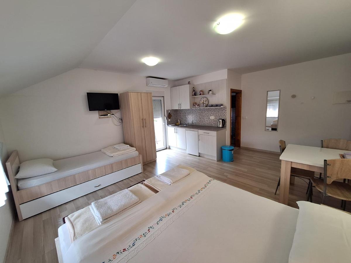 Apartments City Paradise - Hizvo