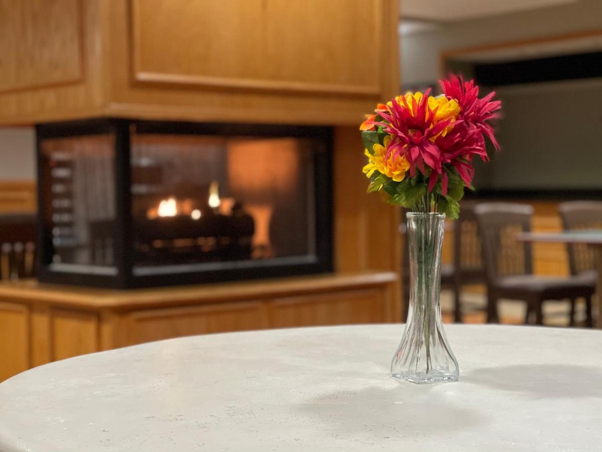 FairBridge Inn & Suites Fort Wayne - Hizvo