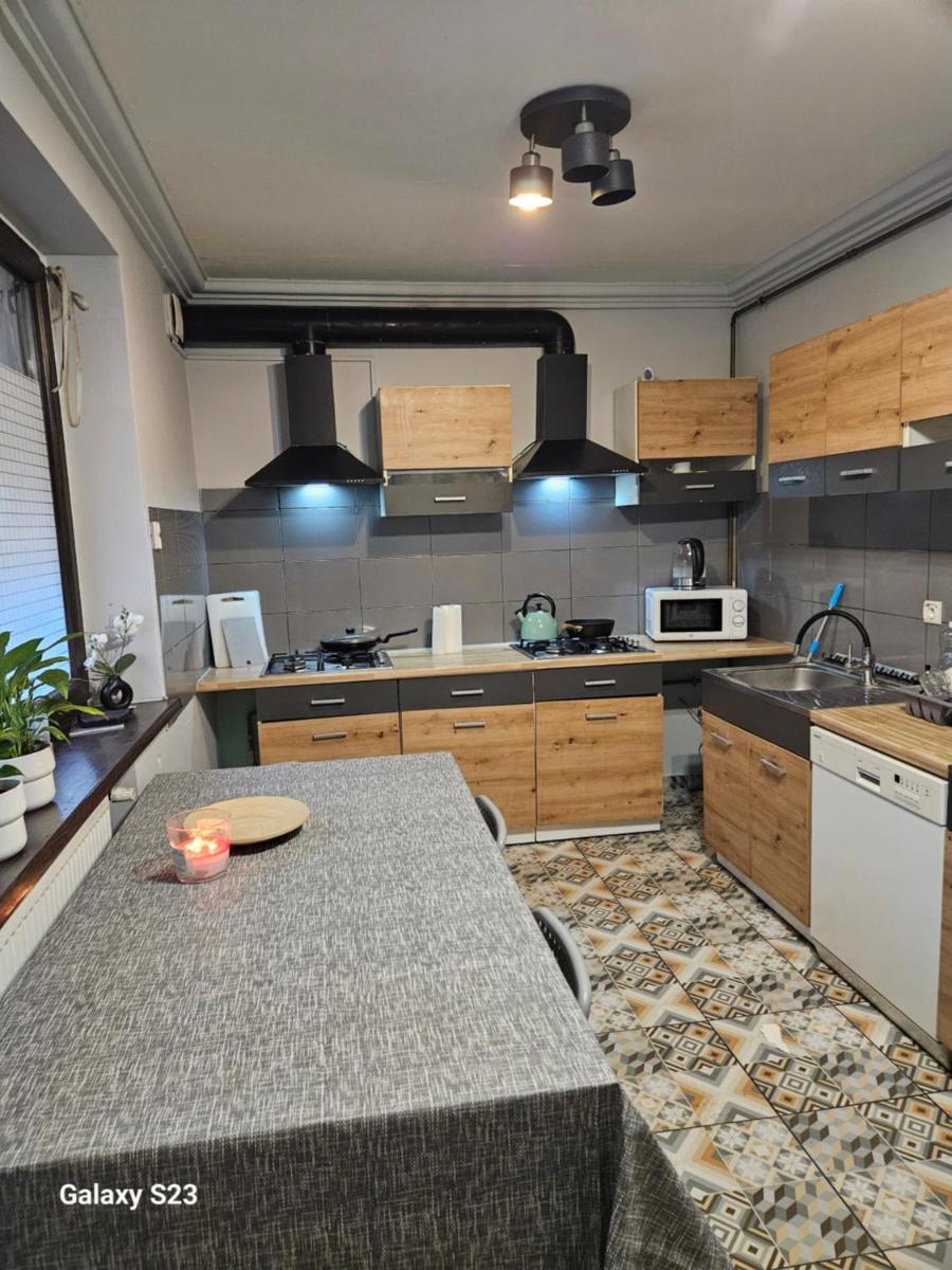 Pokoje pracownicze Кімнати для працівників,гуртожиток - Housity