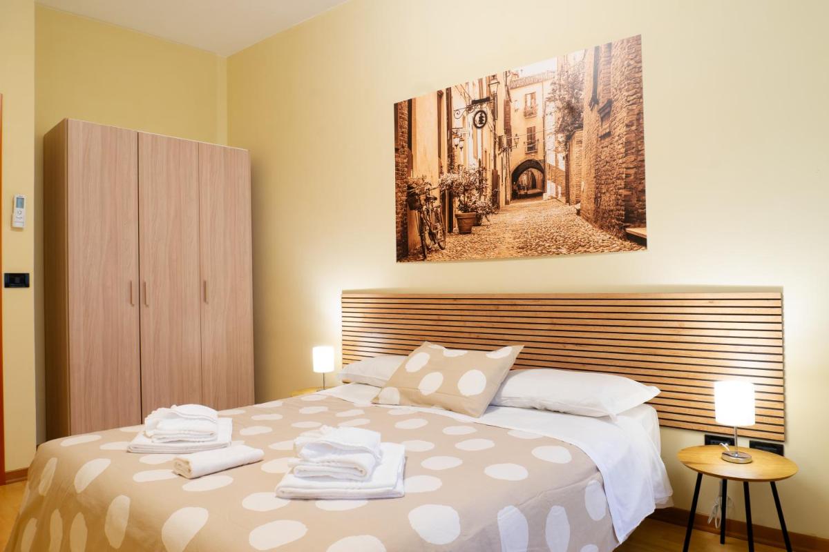 CameraCafè - Housity
