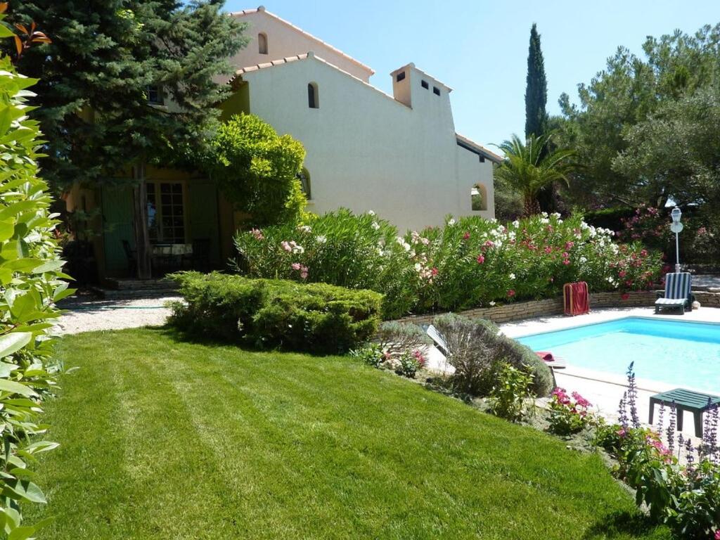 Villa des Cigales - Housity