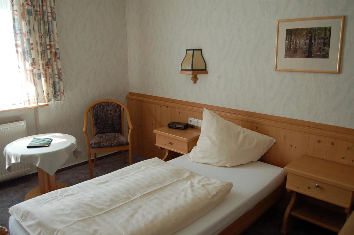 Landgasthaus Pfahl - Housity