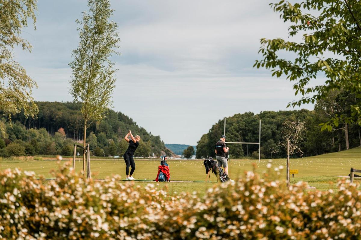 Holma Stångenäs Golf - Housity