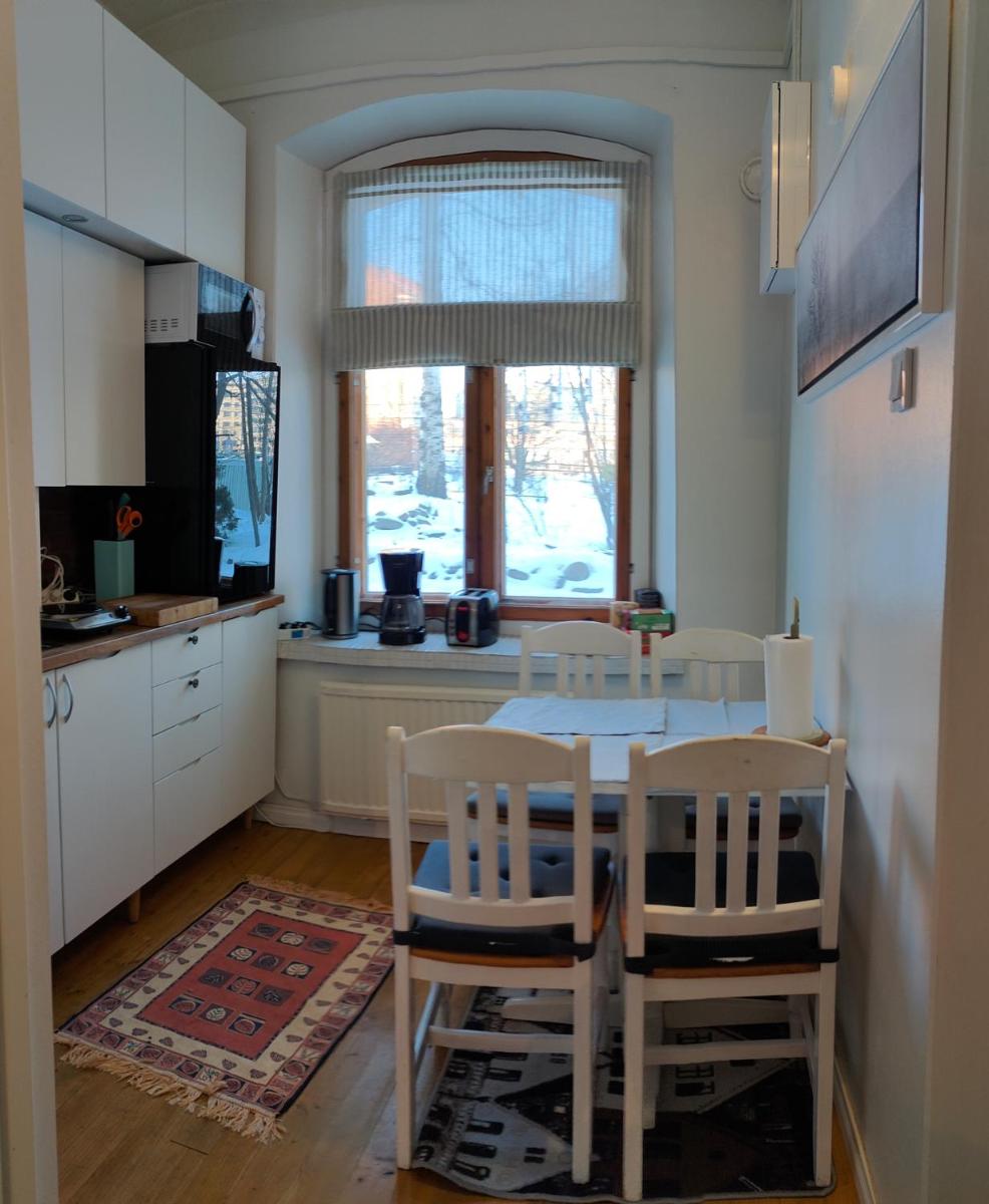 A Lovely apartment near Railway station and Arena. - Housity