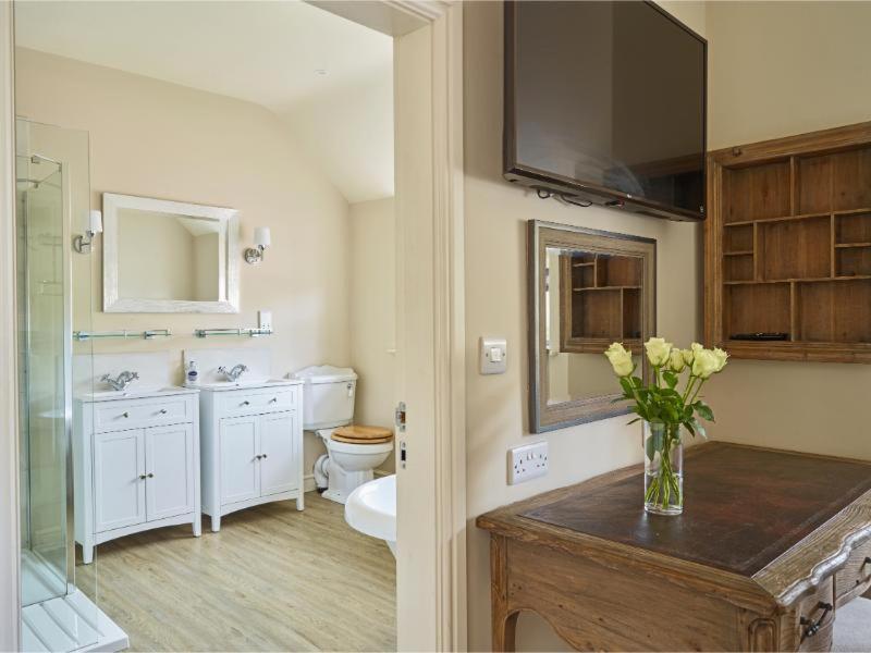 The Plough Inn - Housity