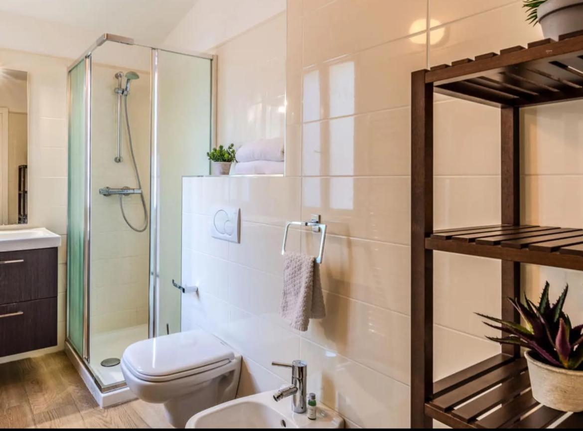 Luxury Residence La Pianca - Pool and Terrace Lake View - Housity