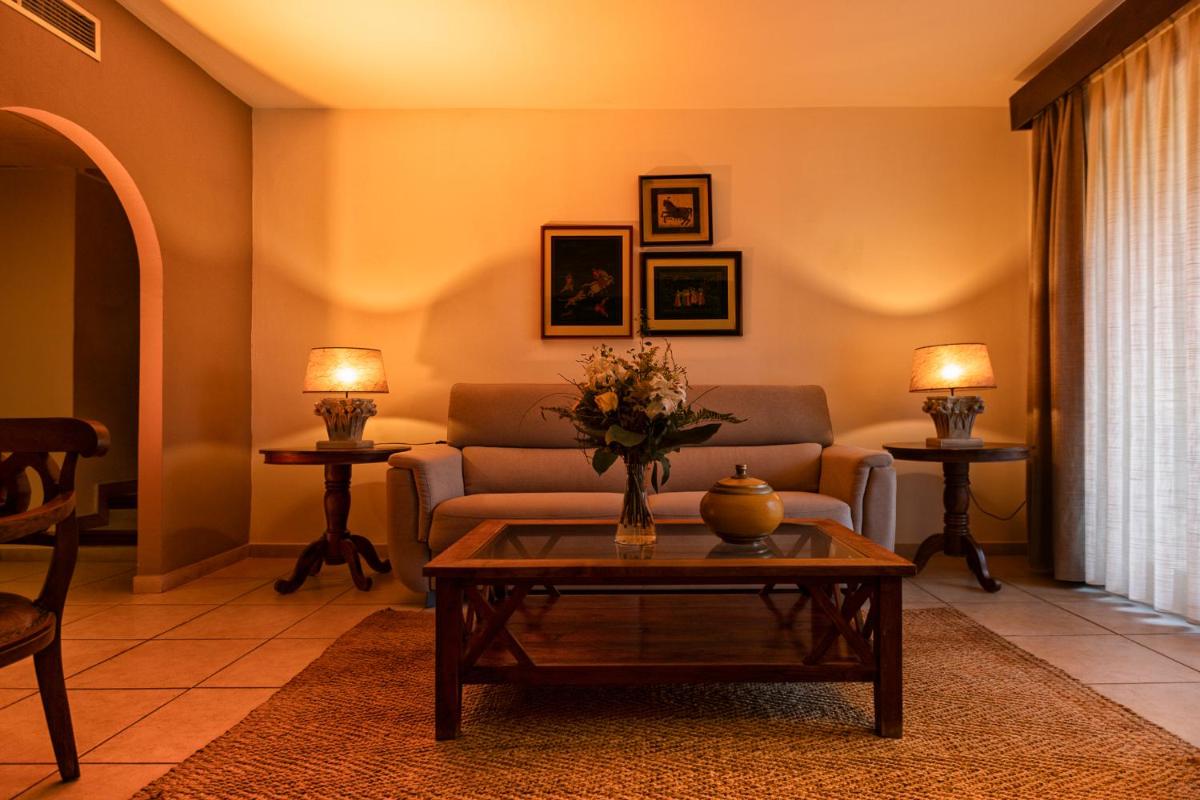 Zona de estar de SWISS MORAIRA HOTEL & SPA - Adults only