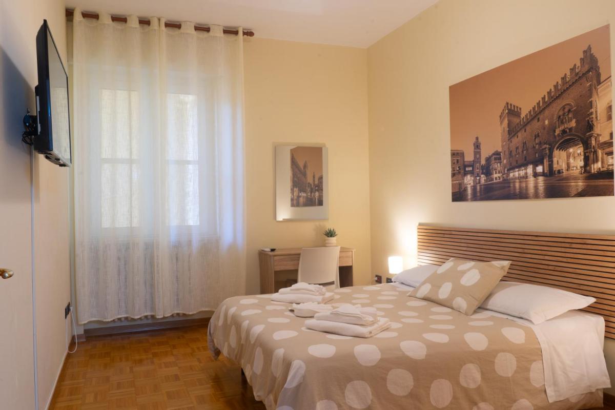 CameraCafè - Housity