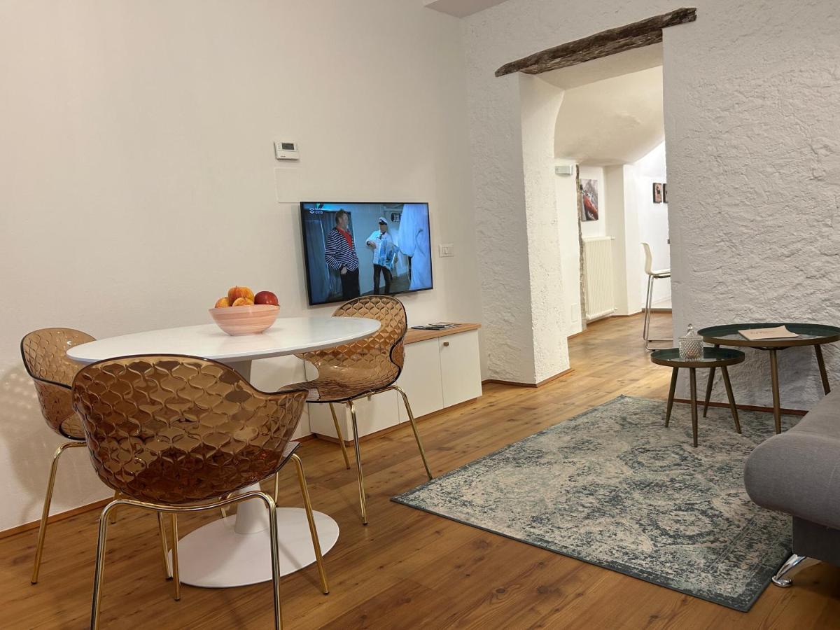 KARINA Lauben Lodge - Housity