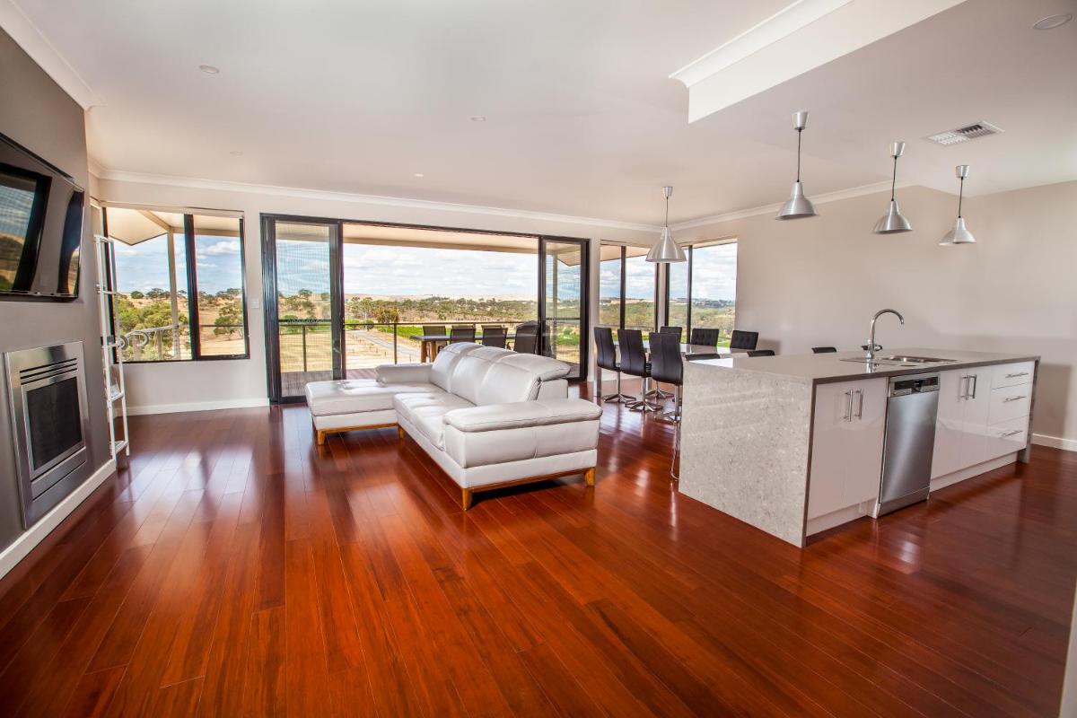 Neagles Retreat Villas - Housity