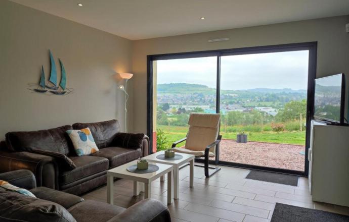 Maison avec Piscine intérieure privée sans vis à vis chauffée toute l année - Housity