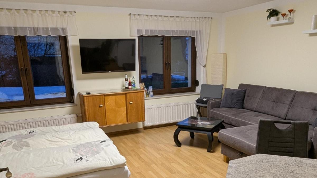 Appartement am Teich - Housity