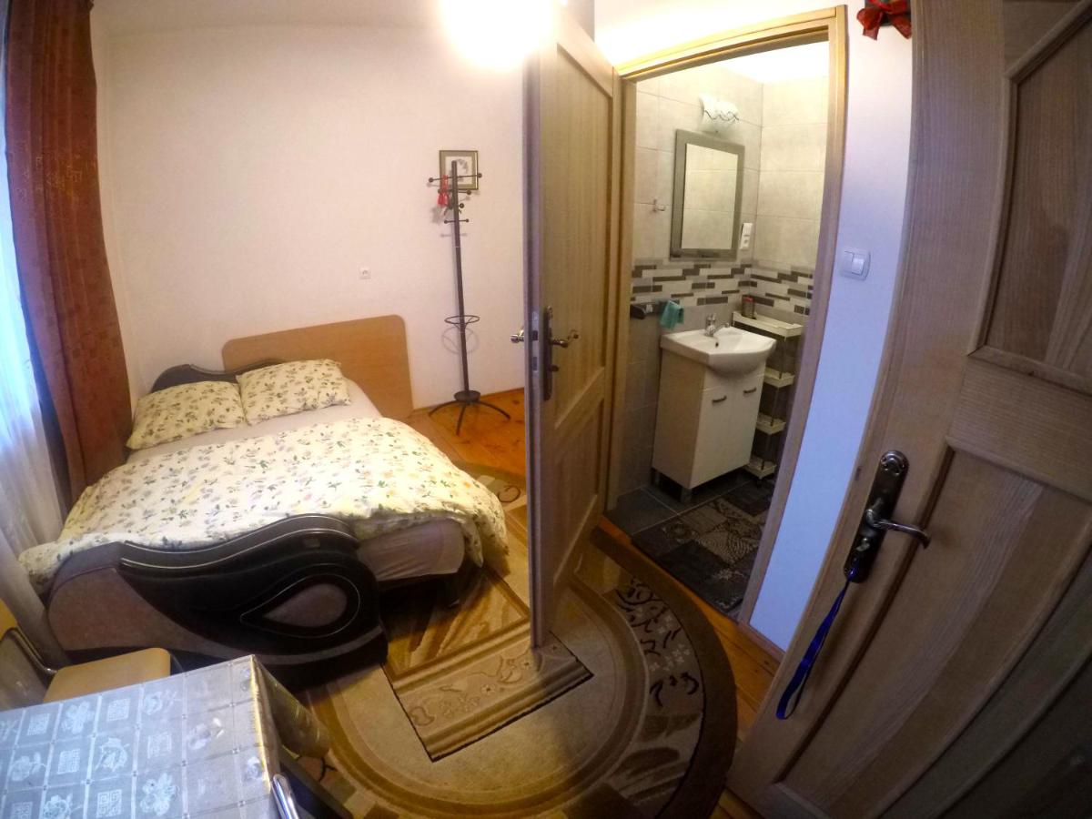 Pokoje gościnne, mieszkanie na wynajem w Świdniku k Lublina - Housity