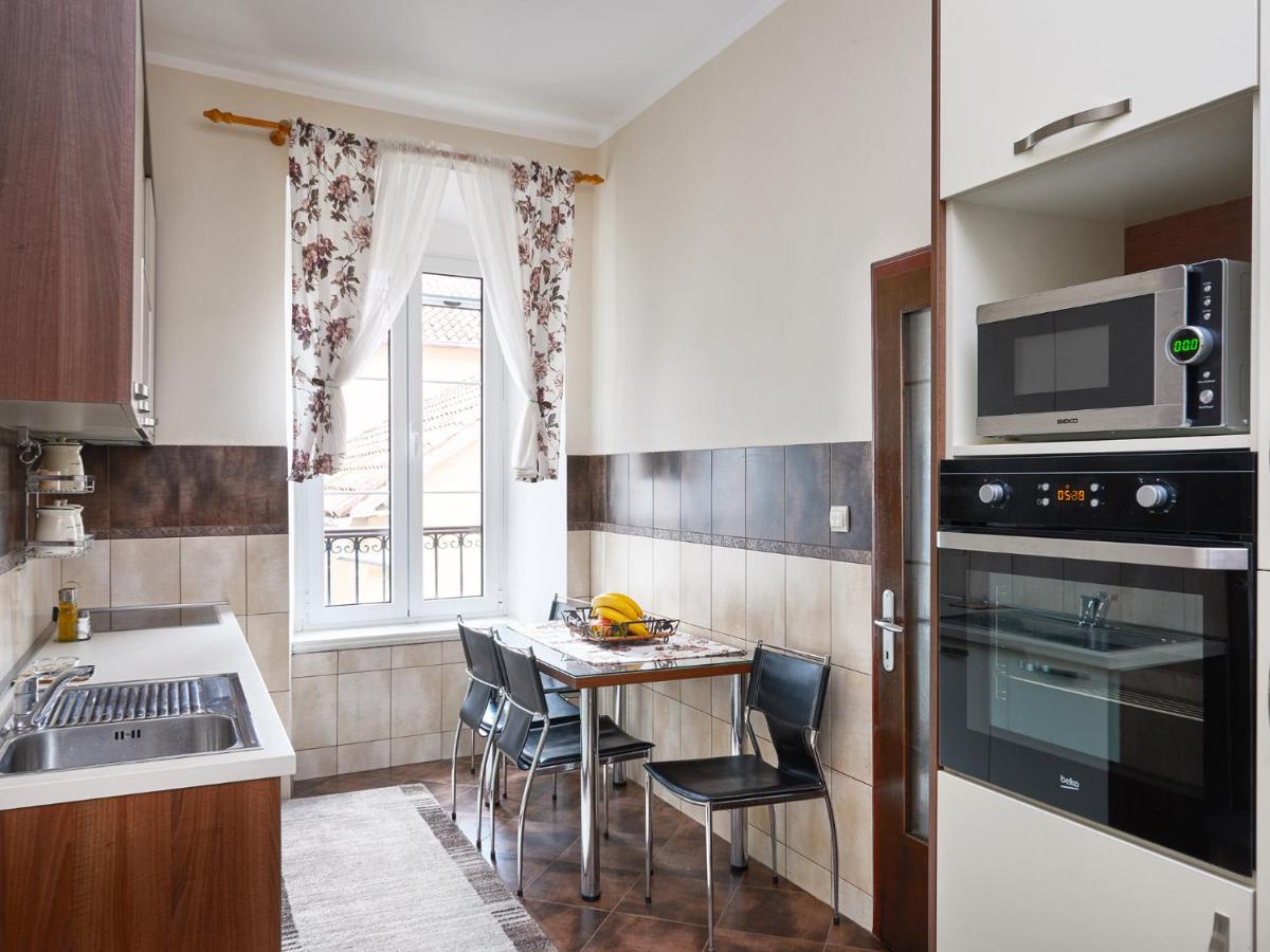 Apartment Palata Bizanti - Housity