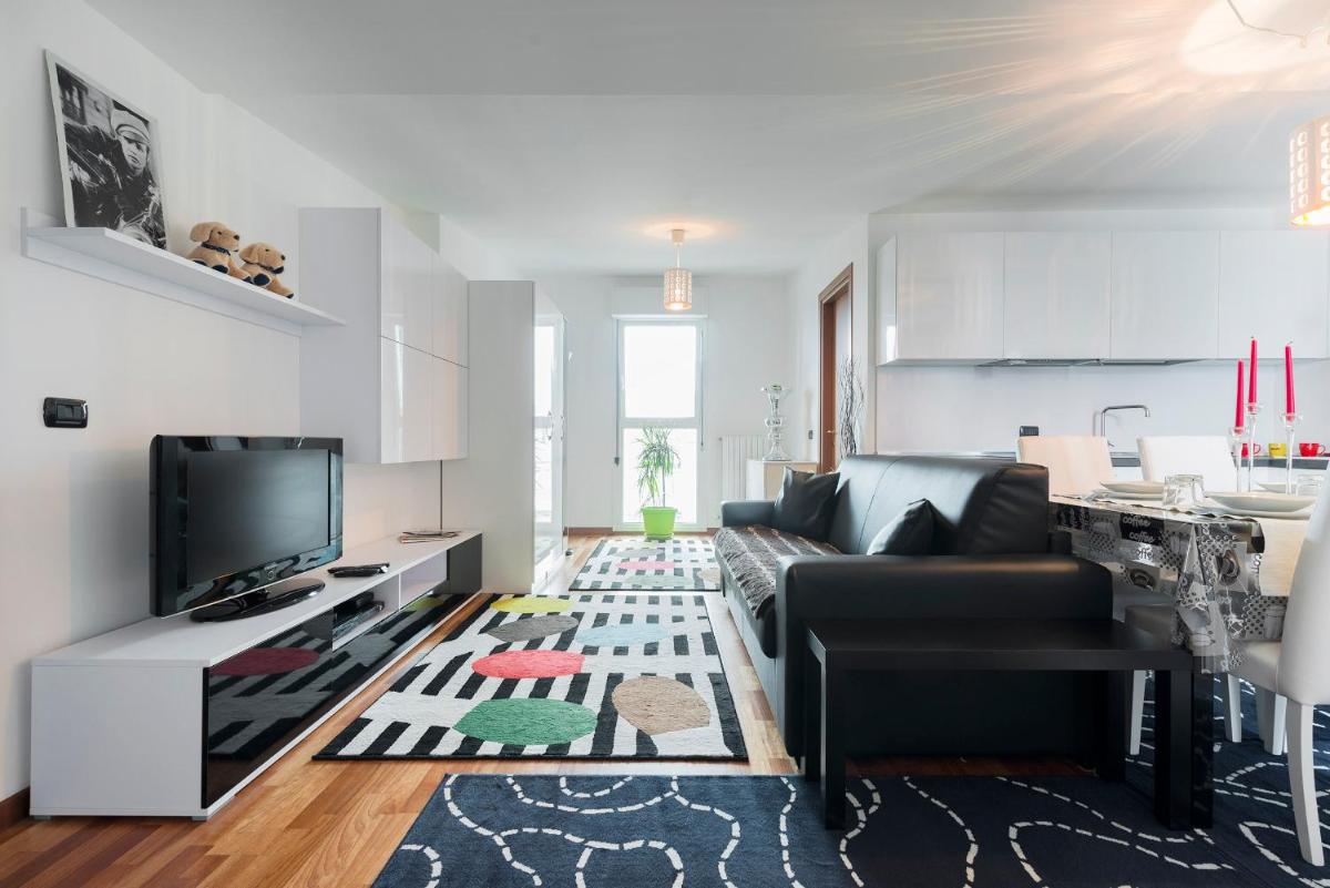 New Luxury Attic Santa Giulia Expo - Housity