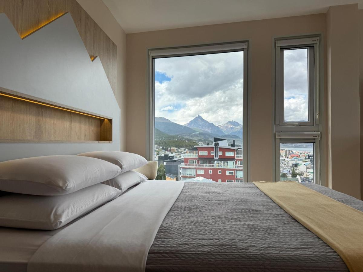 Infinity View Pent House III - Housity