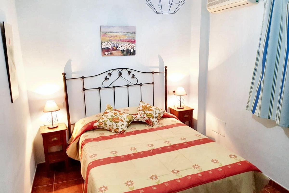 Charming house with private pool and mountain view - Housity