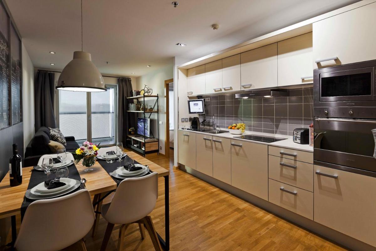 Apartament Barcelona Congress - Housity
