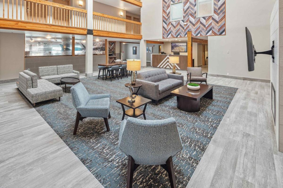 Hotel Edgewater by Aspen Hotels - Housity